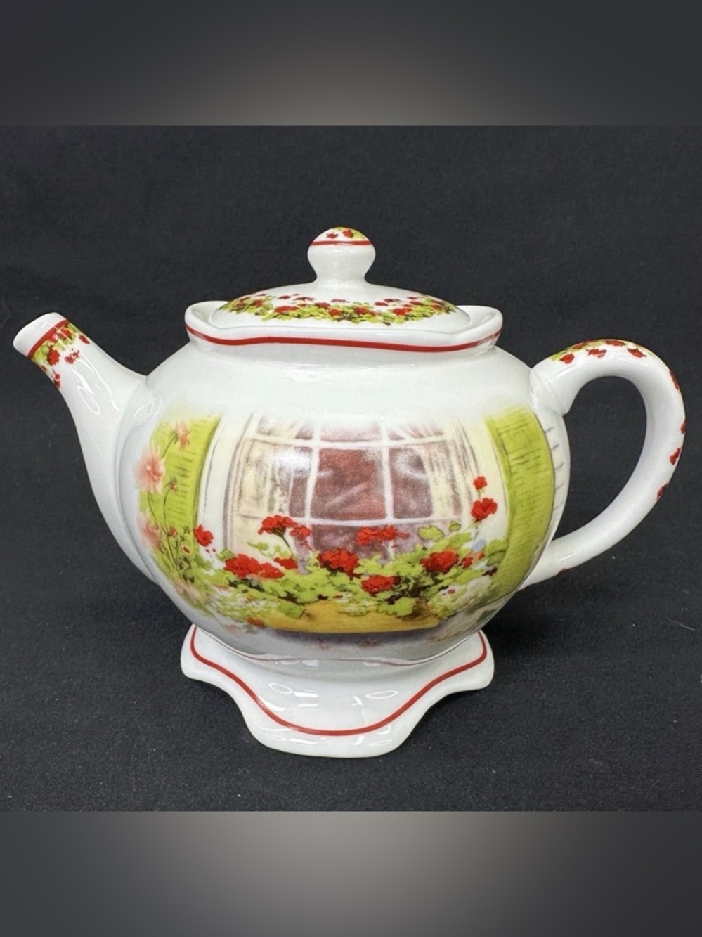 Brownlow Heritage China Teapot, 'Ginger's Window' by Judy Buswell, Vintage 2003